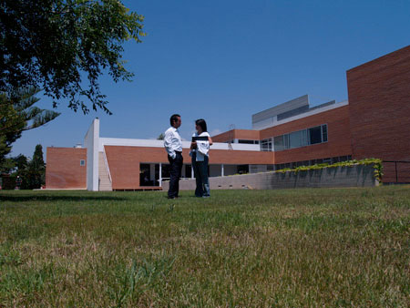 FUNDESEM Business School